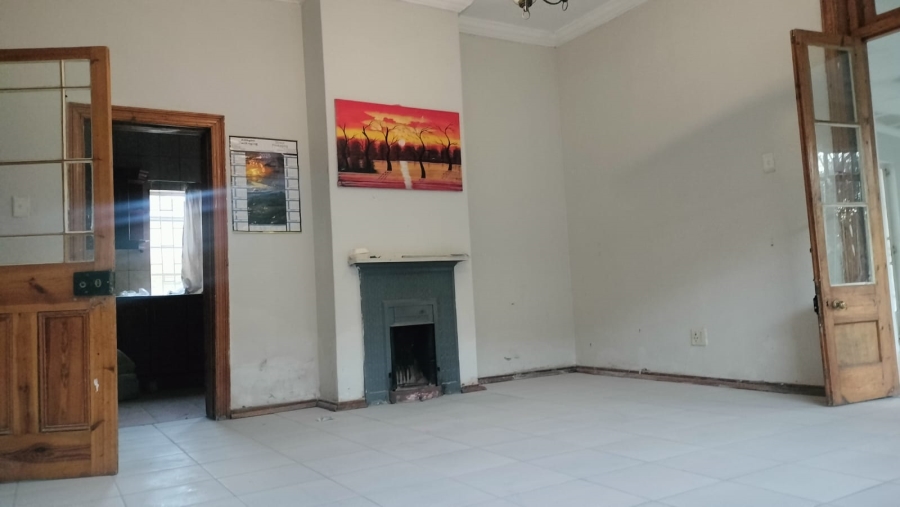 4 Bedroom Property for Sale in Ladybrand Free State